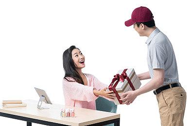 《Loop8 降神》基本战斗介绍影片 中文版6月1日上线